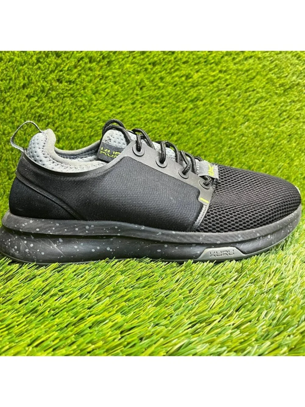 Kuru Atom Mens Size 9.5E Black Gray Athletic Running Walking Shoes Sneakers